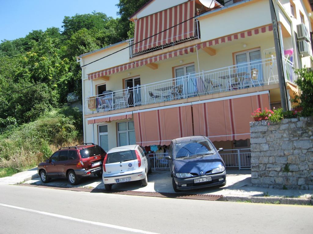 Apartments Olga Tivat Zewnętrze zdjęcie